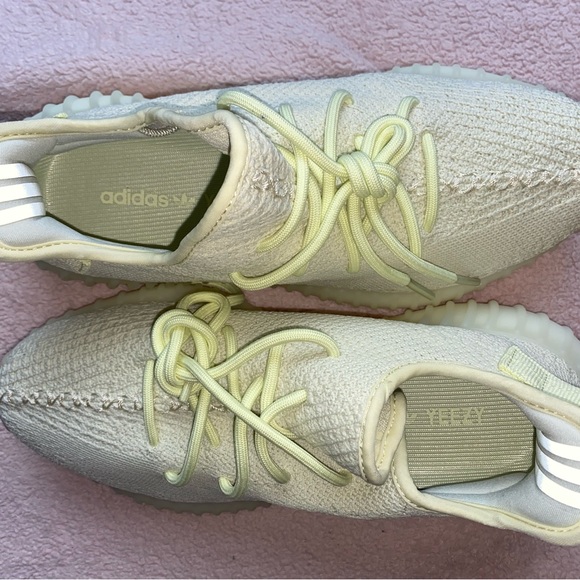 Adidas Yeezy Boost 350 V2 - Picture 5 of 7